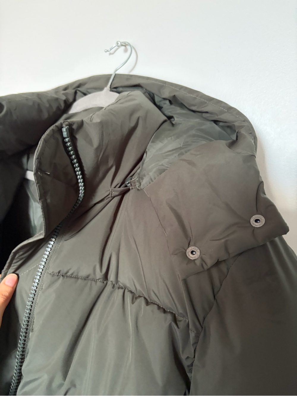 NWT Garage Chill Puffer Jacket in rosin green - S/M - Picture 13 of 16